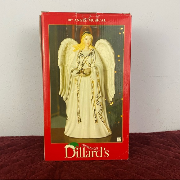 NEW! Vintage! Rare! Dillard's Trimmings Musical Angel Figurine Plays Noel (HG6) - Picture 6 of 7